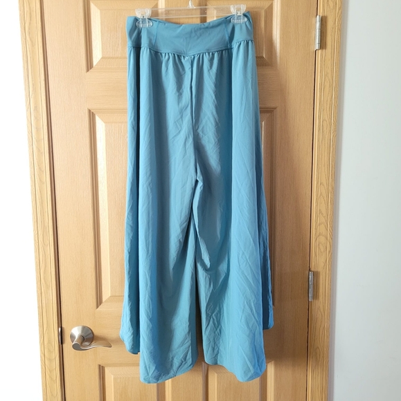 Halaea Palazzon pants large petite NWT - Picture 2 of 5